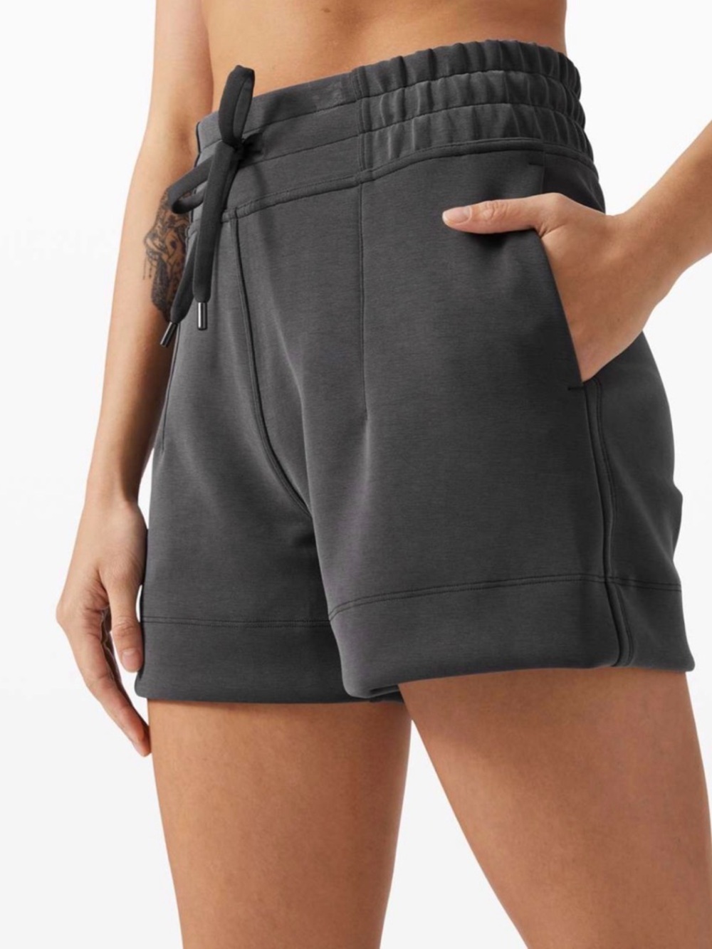 Lululemon Lululemon Soft Ambitions High Rise Short 4" Size 4 graphite grey